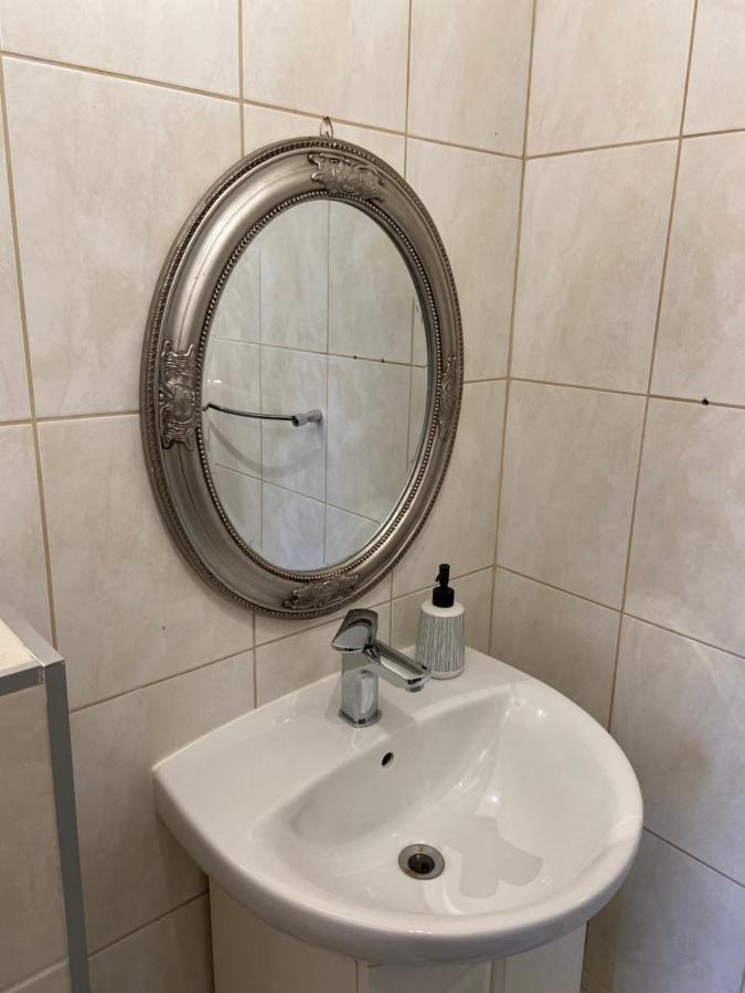 Apartament w Centrum Matejki 34/4 Zielona Góra Buitenkant foto